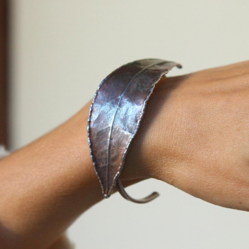 Laurel leaf bracelet in silver
