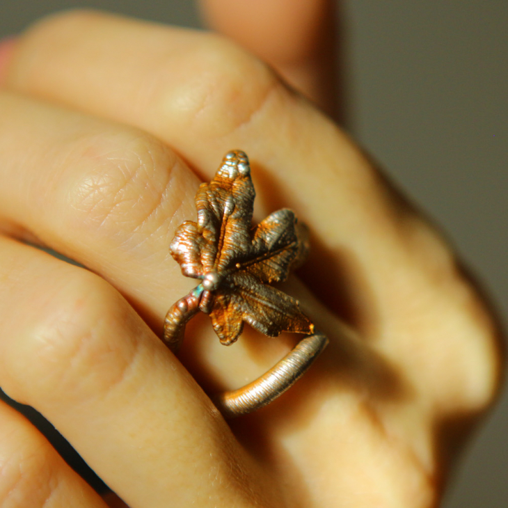 Maple ring in colored silver, фото 4