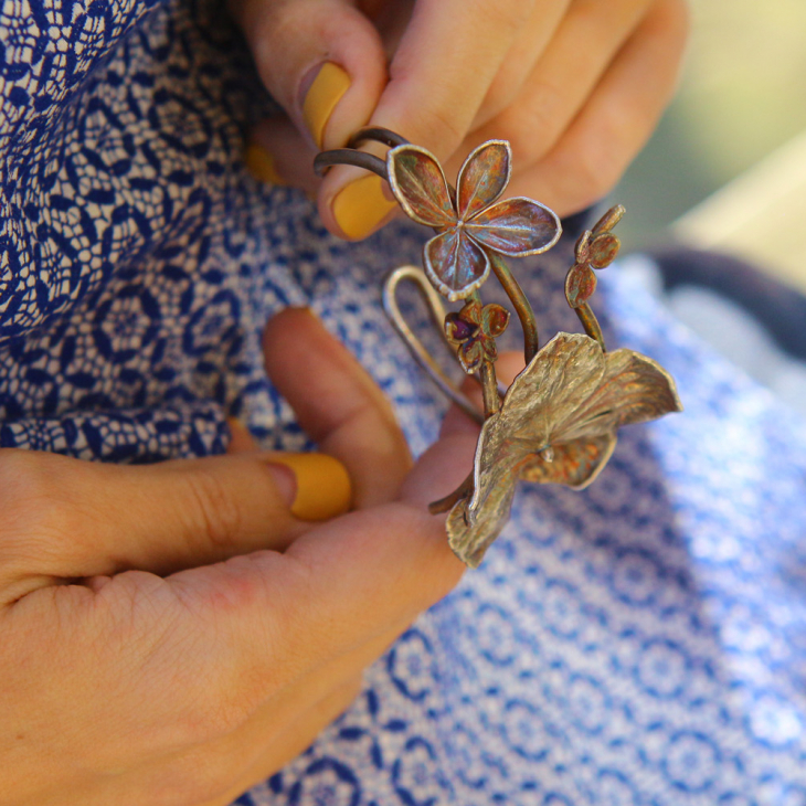 Hydrangea floral bracelet in colored silver, фото 9