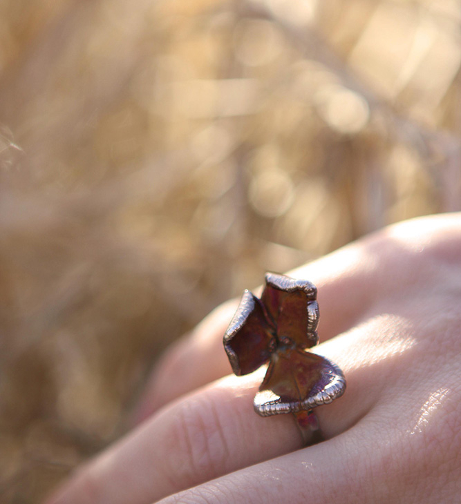 Кольцо в серебре Fleur de Magique, Анютины Глазки, фото 2
