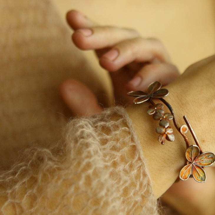Hydrangea floral bracelet in colored silver, фото 7