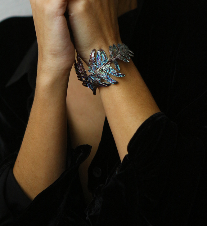 Fern leaf bracelet in colored silver, фото 2