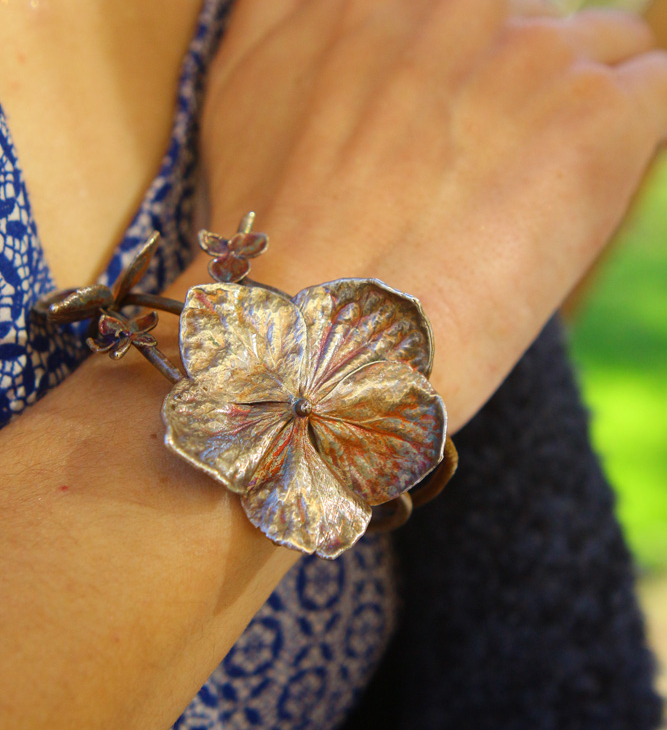Hydrangea floral bracelet in colored silver, фото 6