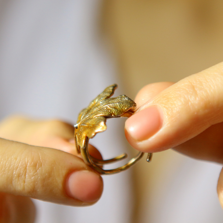 Maple ring in colored silver, фото 3
