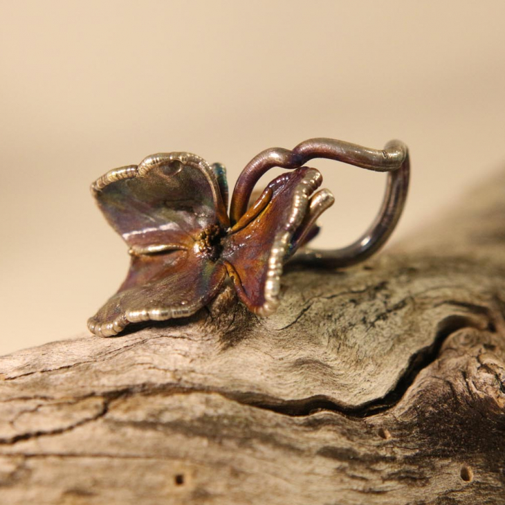 Кольцо в серебре Fleur de Magique, Фиалка, фото 1