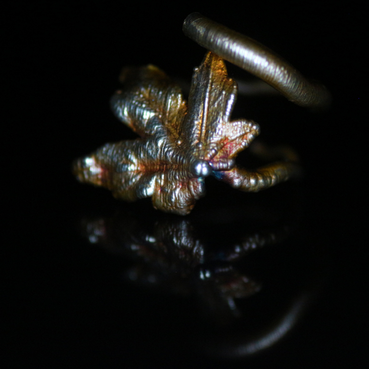 Maple ring in colored silver, фото 5