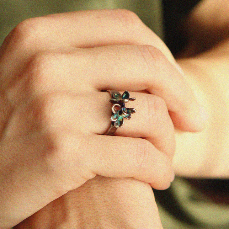 Кольцо в серебре Fleur de Magique, Сирень, фото 3
