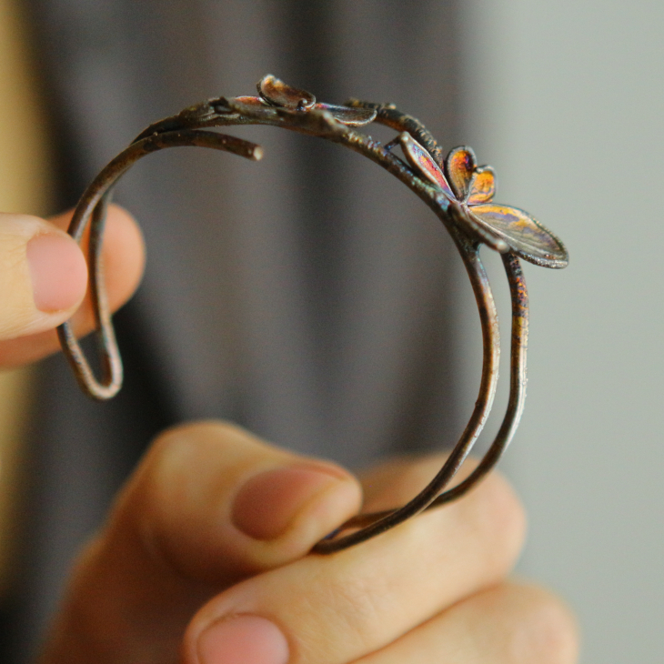 Hydrangea floral bracelet in colored silver, фото 4