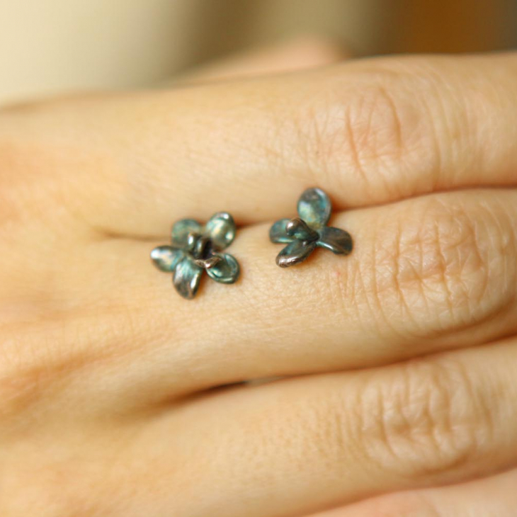 Lilac flower earrings in colored silver, фото 2